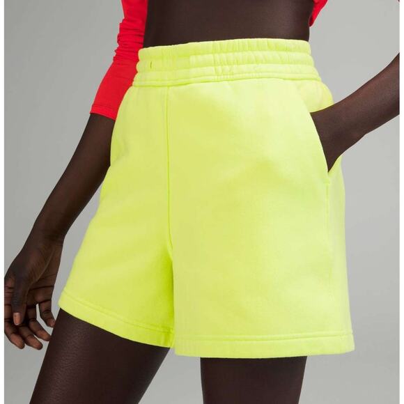 Lululemon Loungeful High-Rise Short 4" Size 6 Electric Lemon - Picture 1 of 7